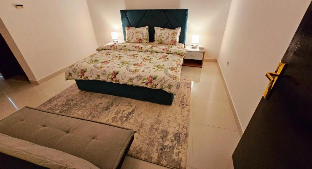 Splendid Villa Rooms Near Dubai Airport Buitenkant foto